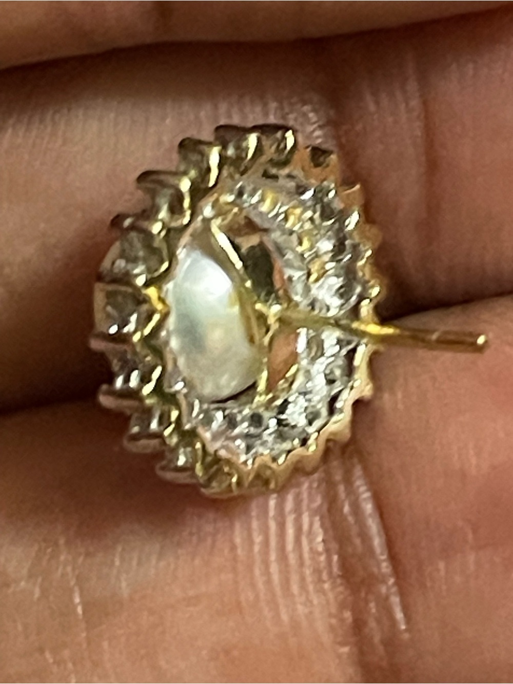 Real! 10kt Gold Diamonds & Pearl Earrings - Picture 5 of 10
